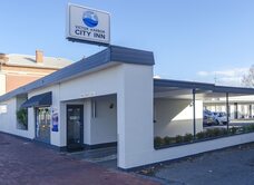 Victor Harbor City Inn