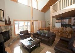 Creekview Court by Apex Accommodations