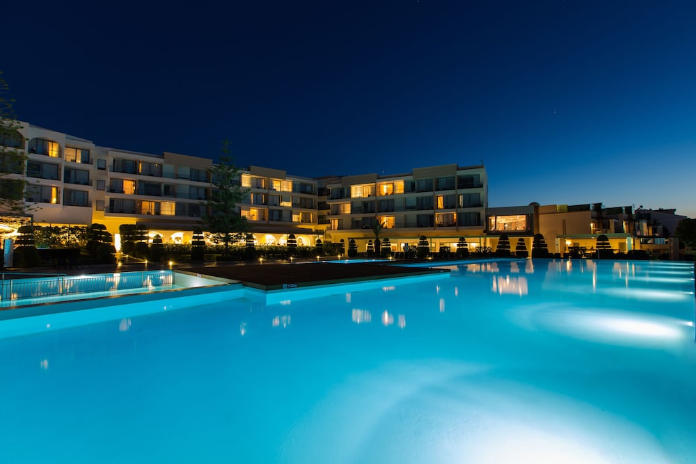 Hotel Front - Evening/Night