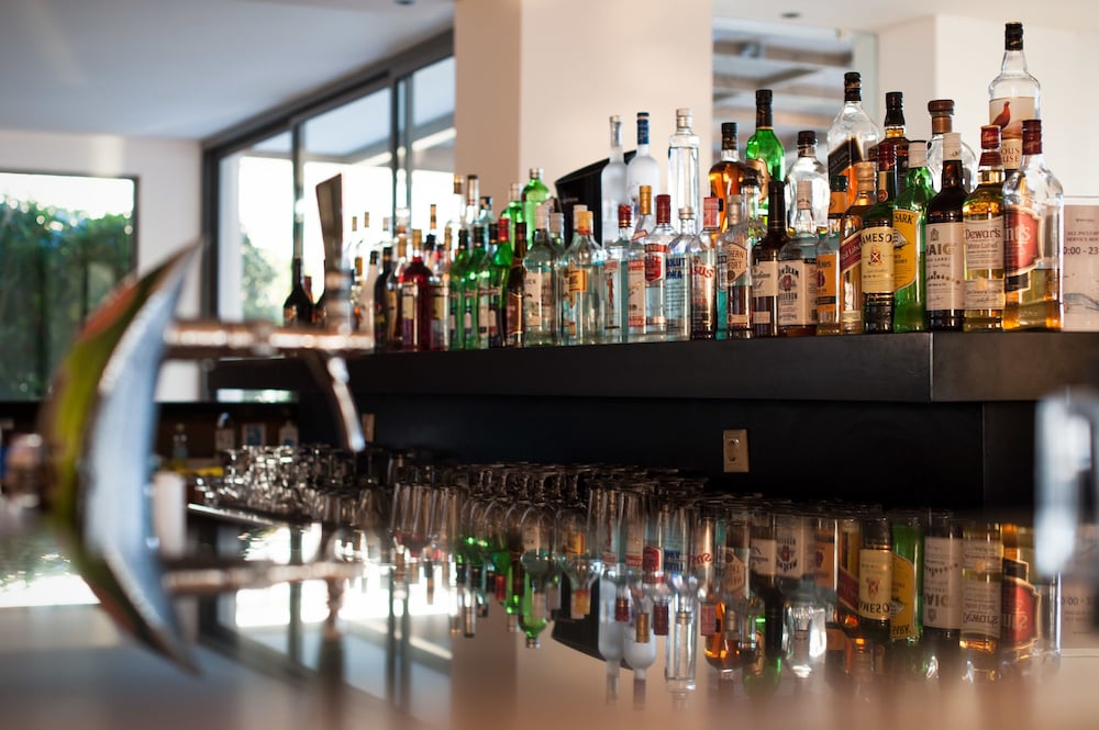Hotel Bar