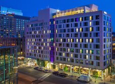 YOTEL Boston