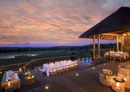 Mhondoro Safari Lodge & Villa