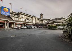 Comfort Inn & Suites