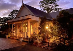 Bli Bli House Riverside Retreat