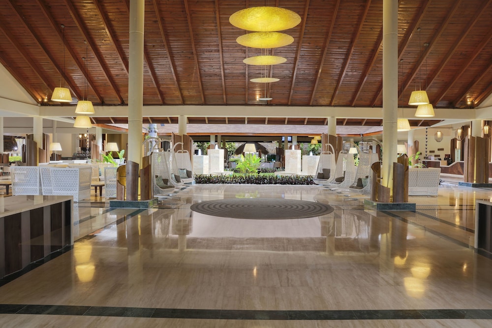 Hotel Lounge