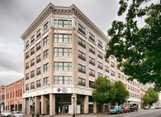 Best Western Plus Carlton Plaza Hotel