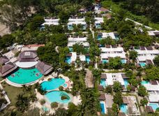 Apsara Beachfront Resort and Villa