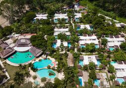 Apsara Beachfront Resort and Villa