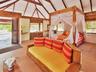 Bird Island Lodge 