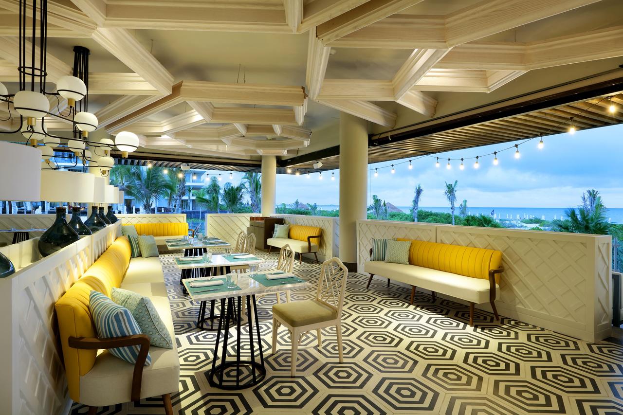 Bars & Restaurants