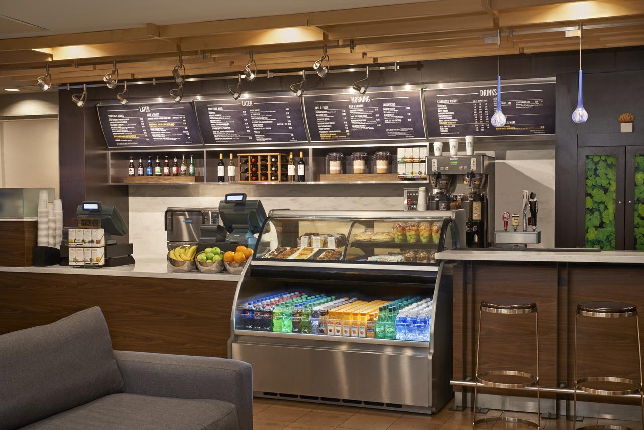 Courtyard by Marriott Toronto Downtown