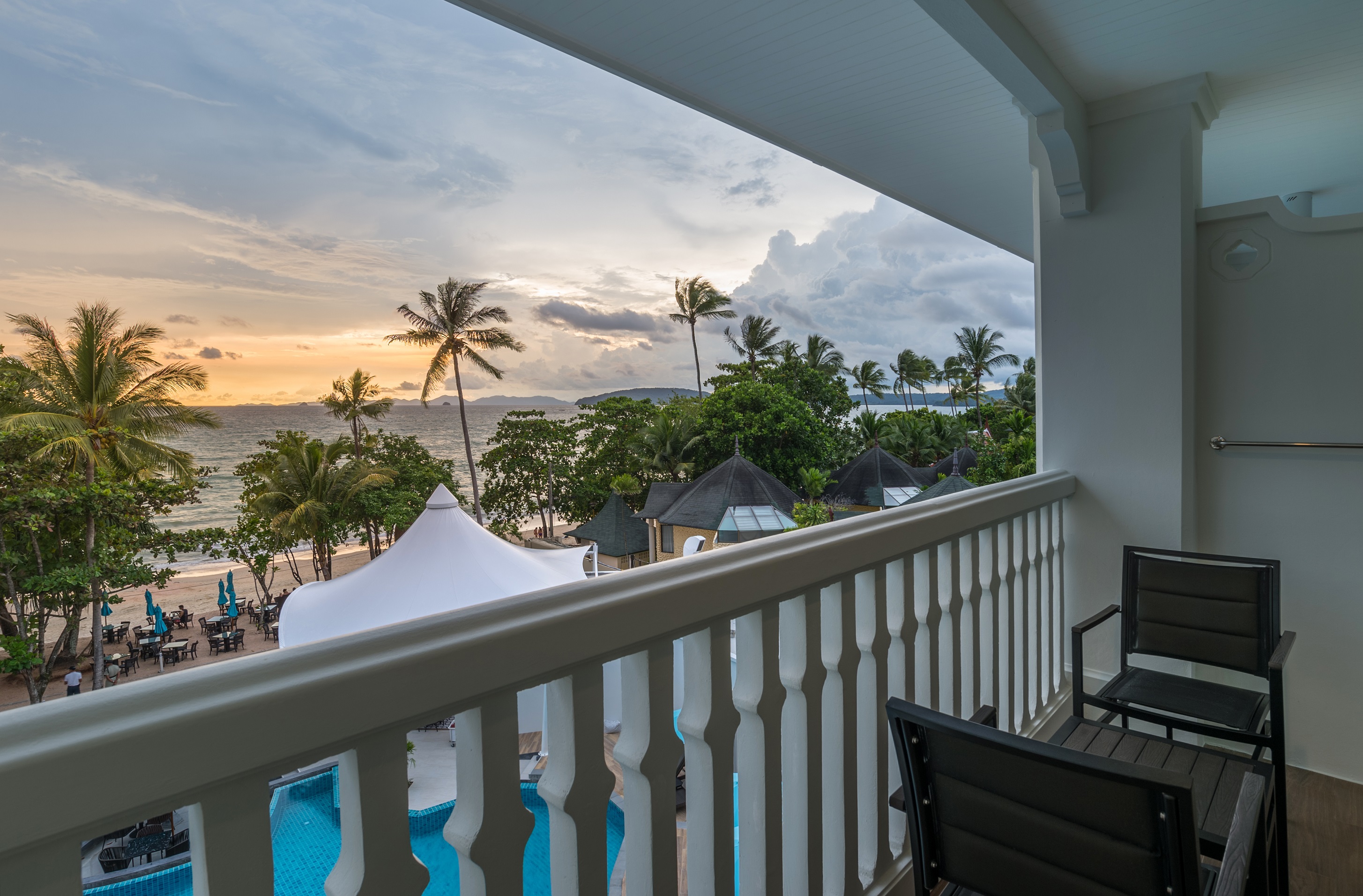 Deluxe Ocean View Room