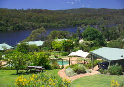 Gipsy Point Lakeside