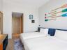 2 Double beds