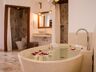 Deep Soaking Bathtub
