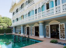 At Pingnakorn Riverside Hotel Chiangmai