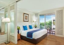 Centre Point Sukhumvit 10