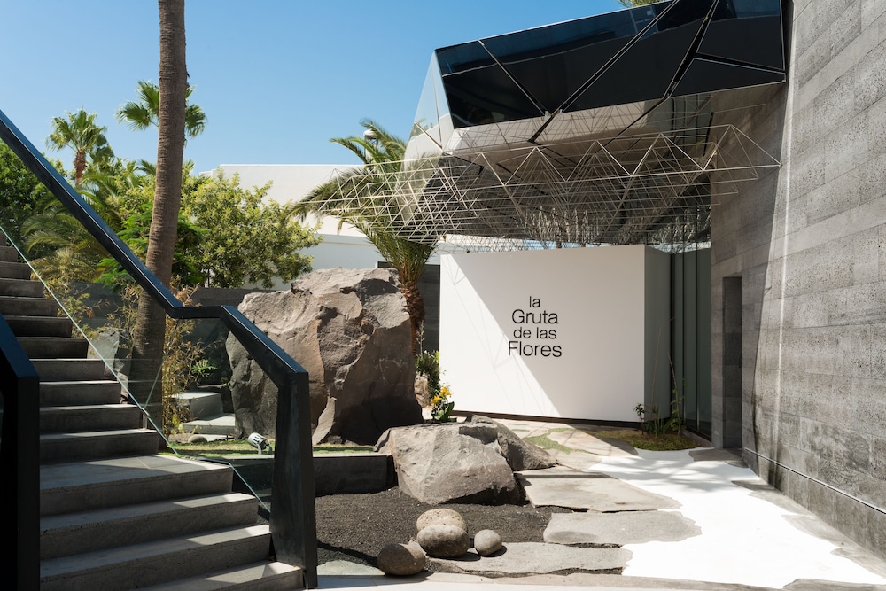 Spa Reception