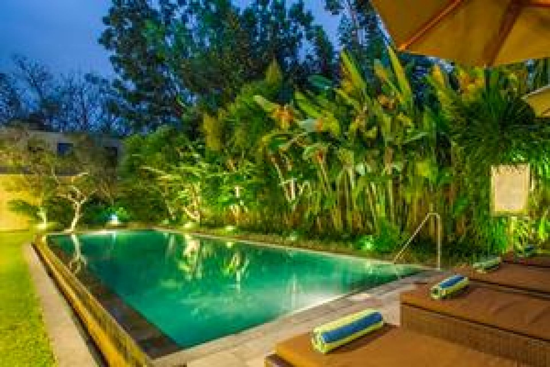 Oasis Pool