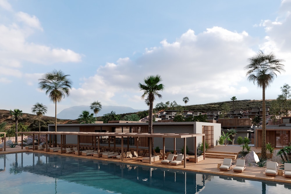 Poolside bar