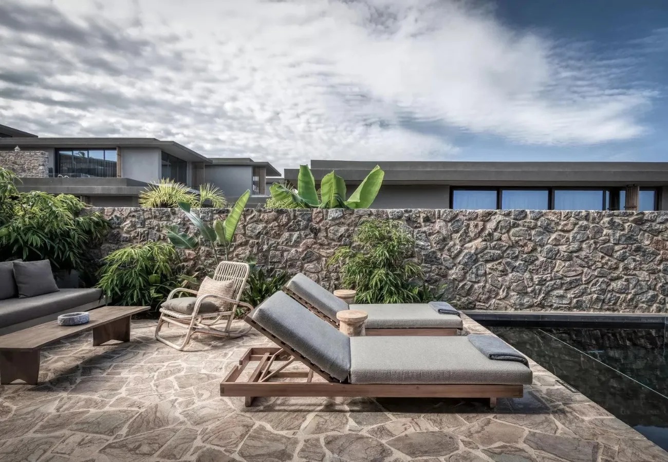 Tropical Family Pavilion with private pool