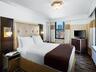 Executive 1 Queen Bed