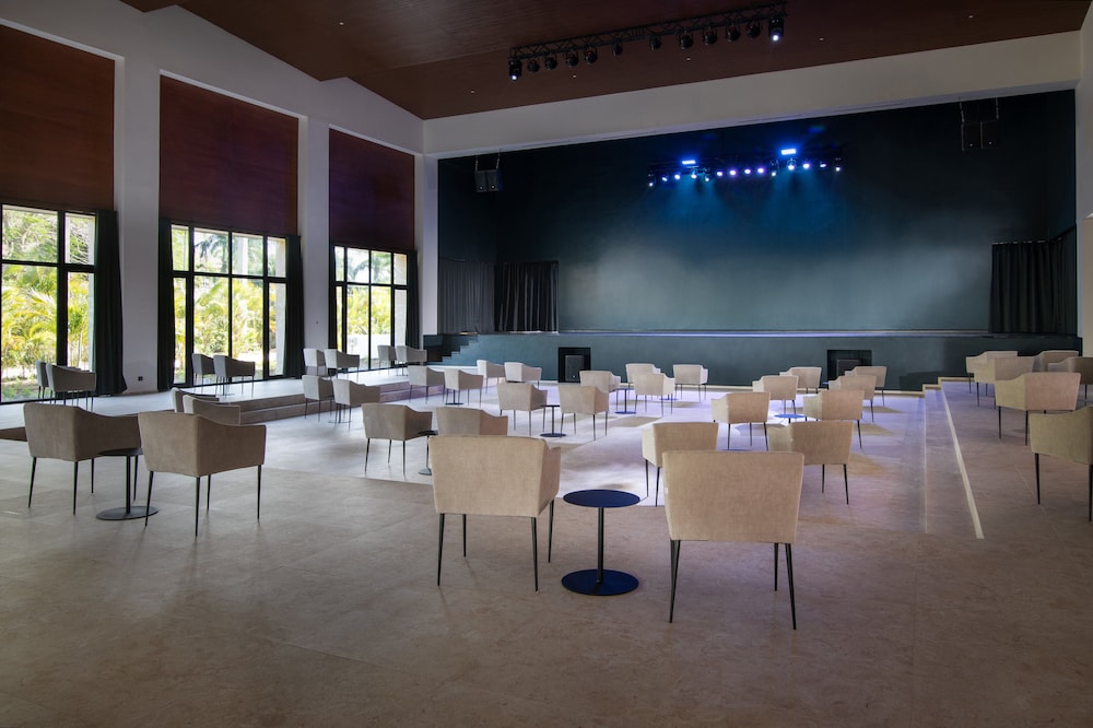 Theater show