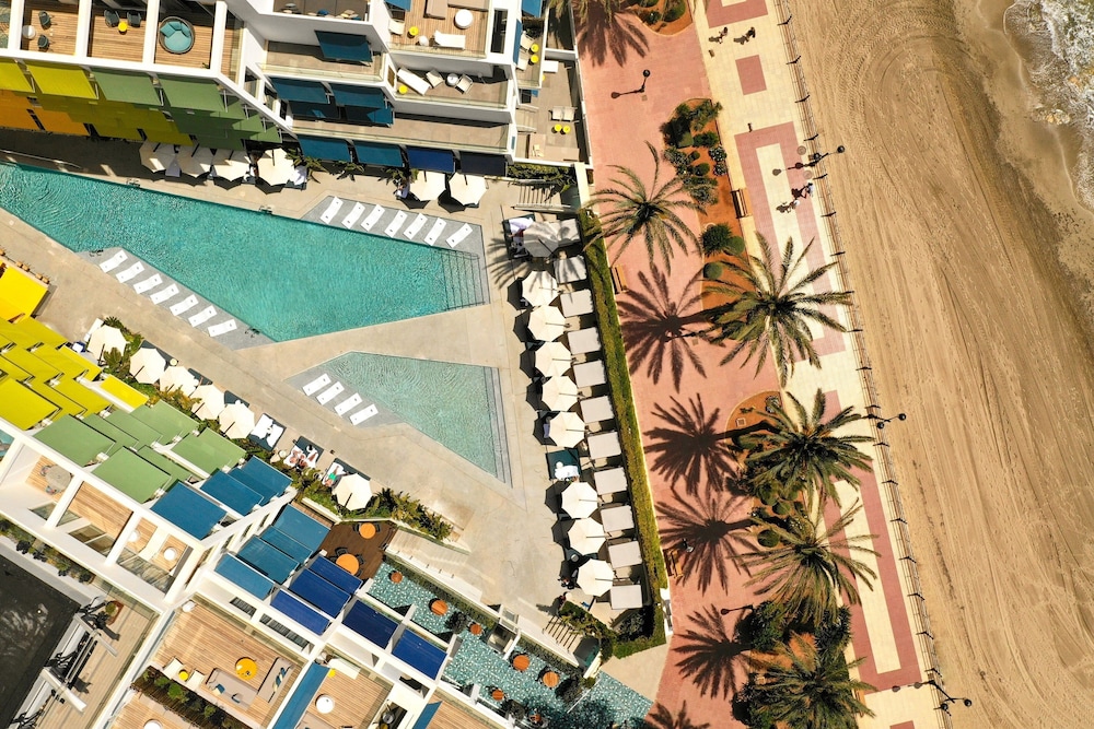 Primary image