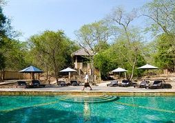 NusaBay Menjangan by WHM