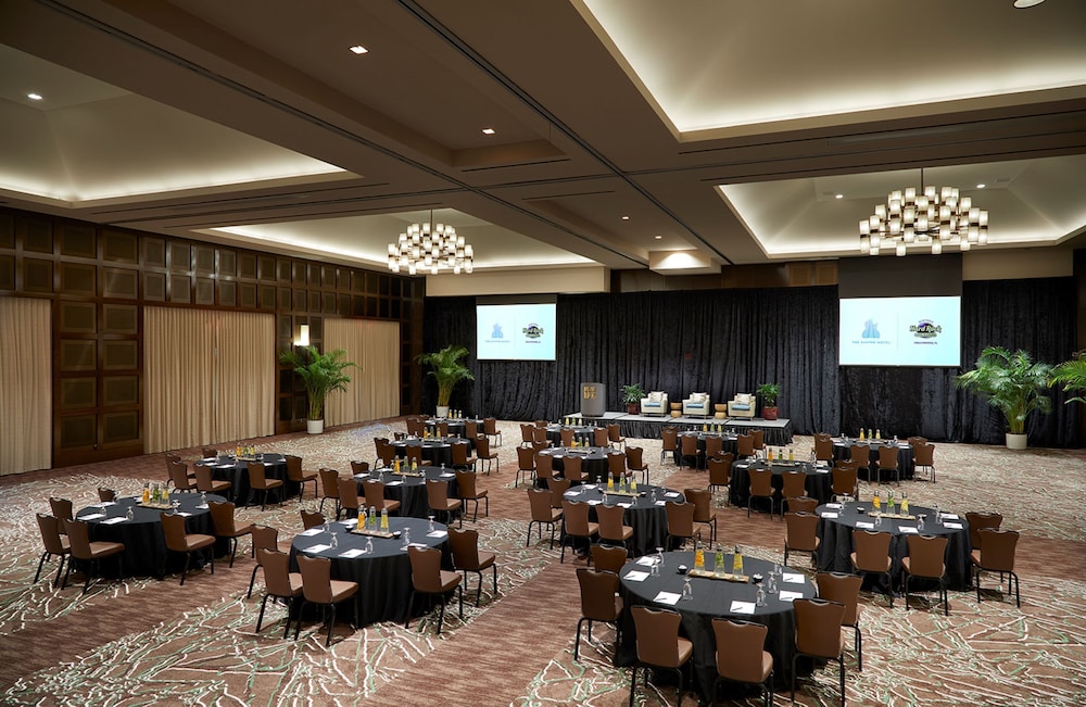 Meeting facility