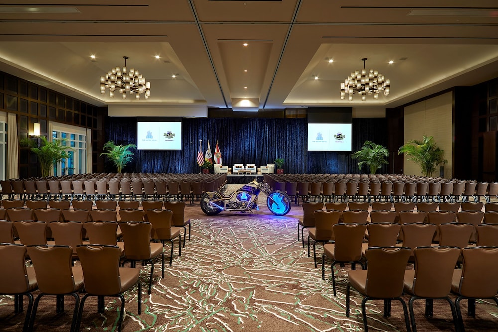 Meeting facility