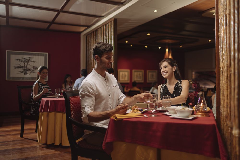 Couples Dining
