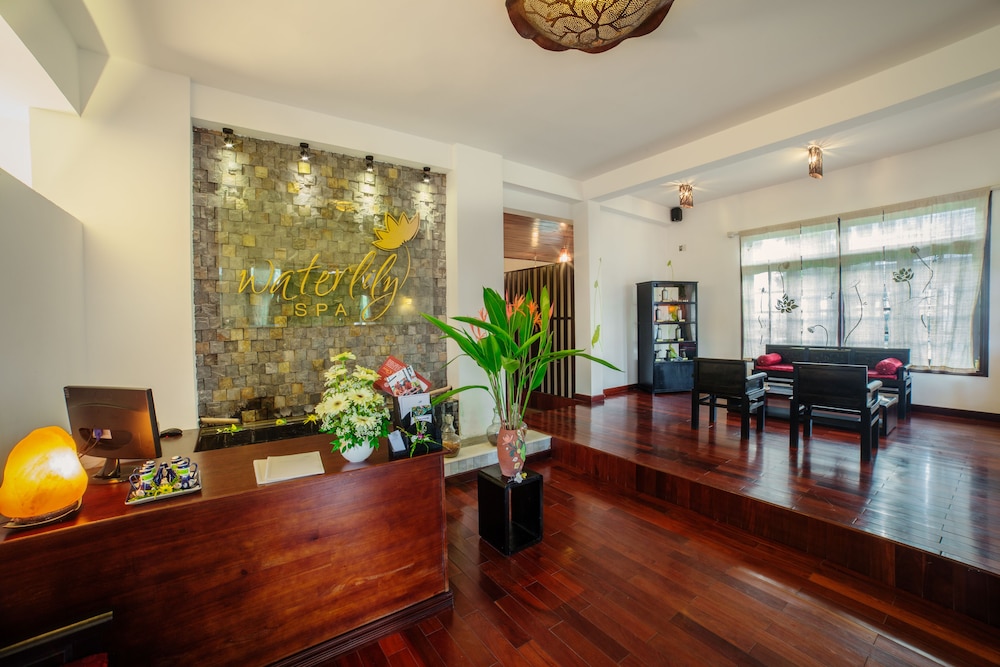 Concierge Desk