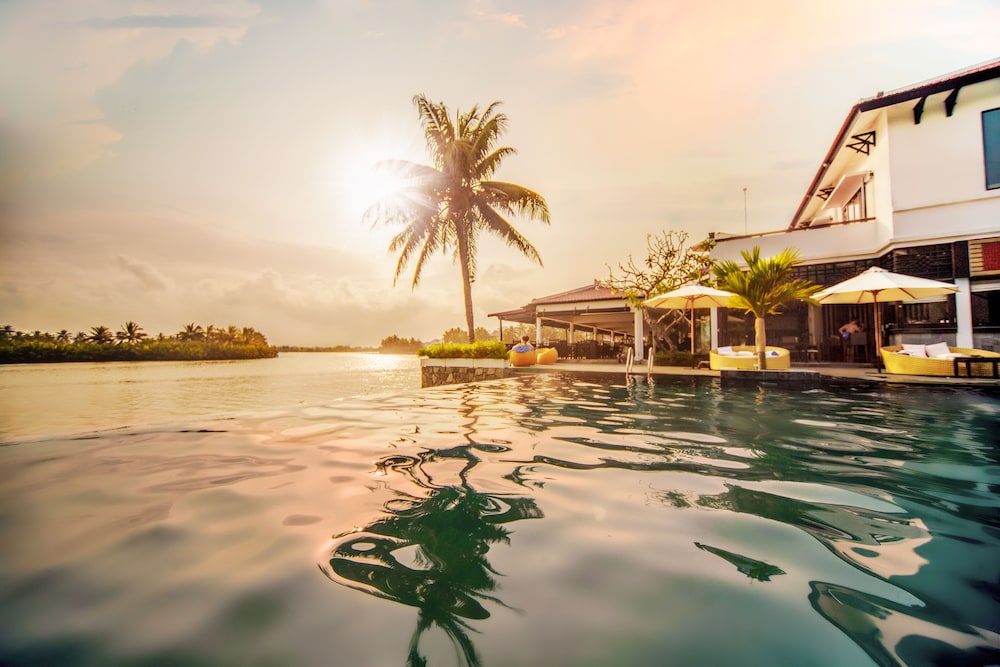 Infinity Pool