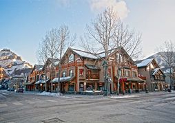 Brewster Mountain Lodge