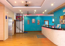 iCheck inn Central Patong