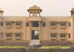 United-21 Royal Resort