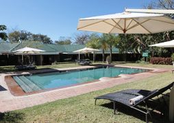 Perry's Bridge Hollow Boutique Hotel