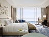 King Seascape Room