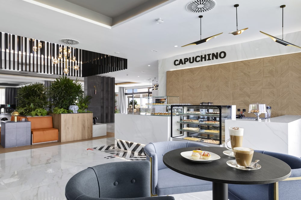 Coffee shop