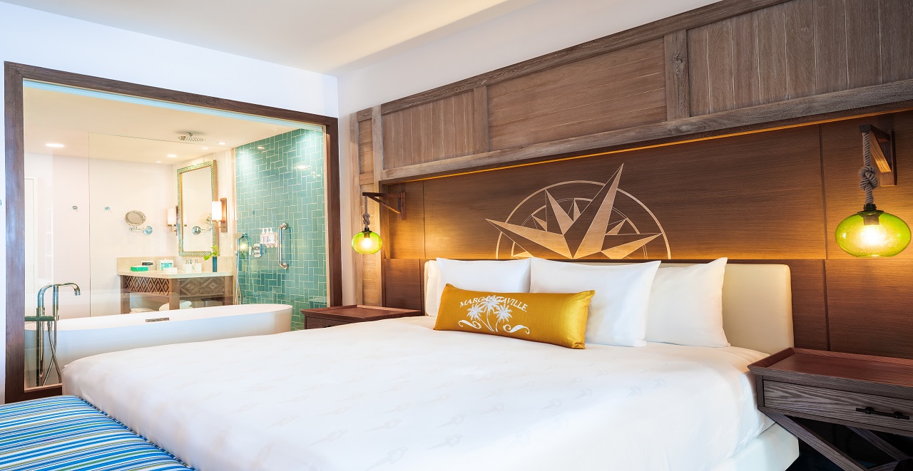 Oceanfront Paradise Studio Bedroom