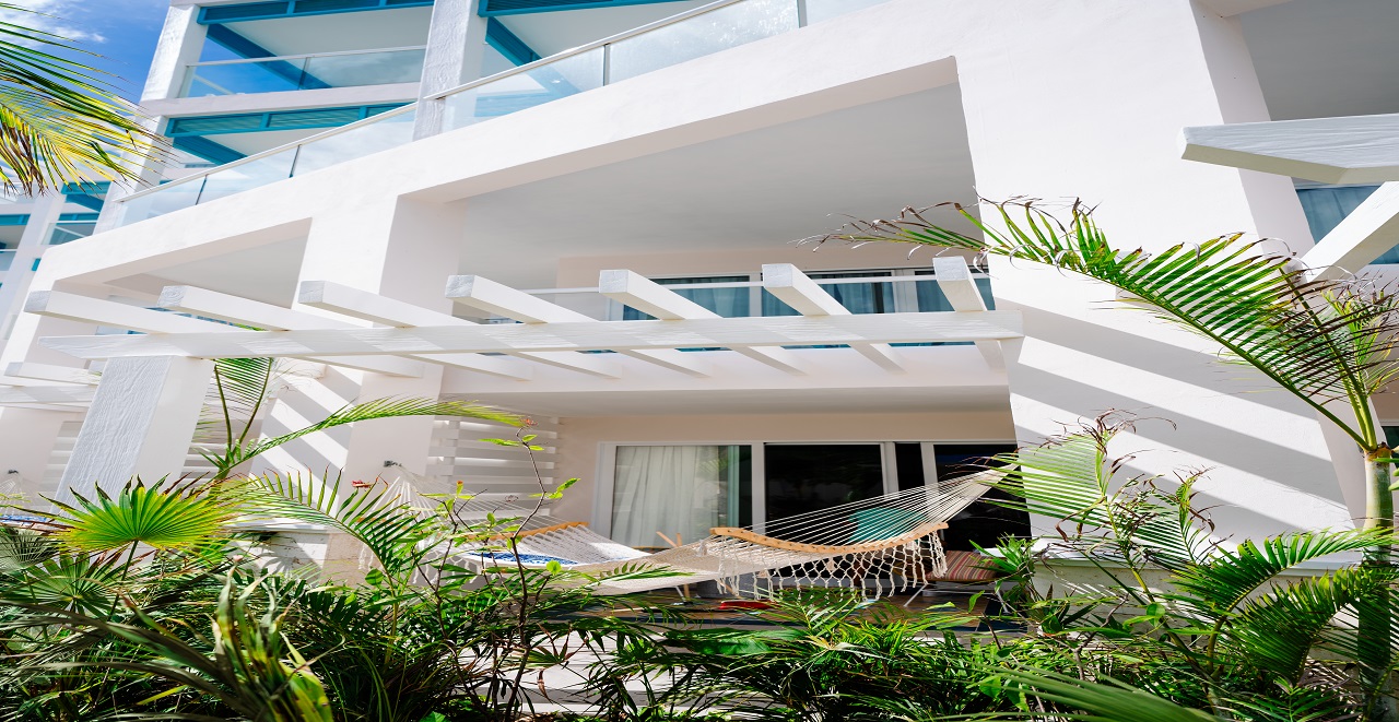 Island Oasis Suite