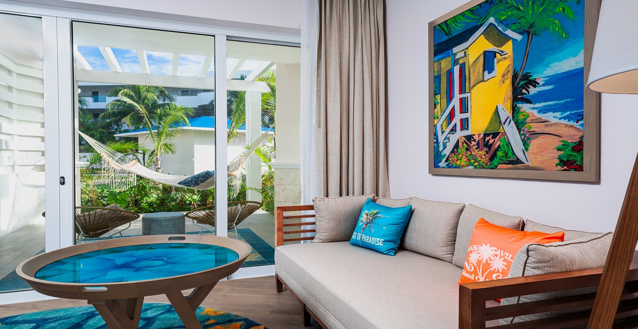 Island Oasis Suite Living Room