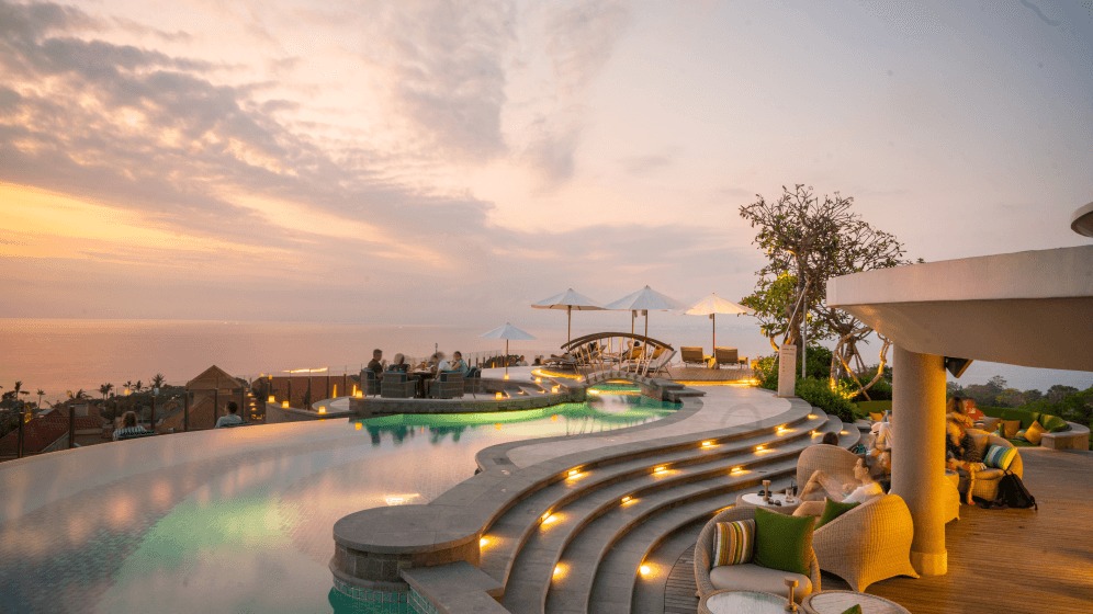Luna Rooftop Bar