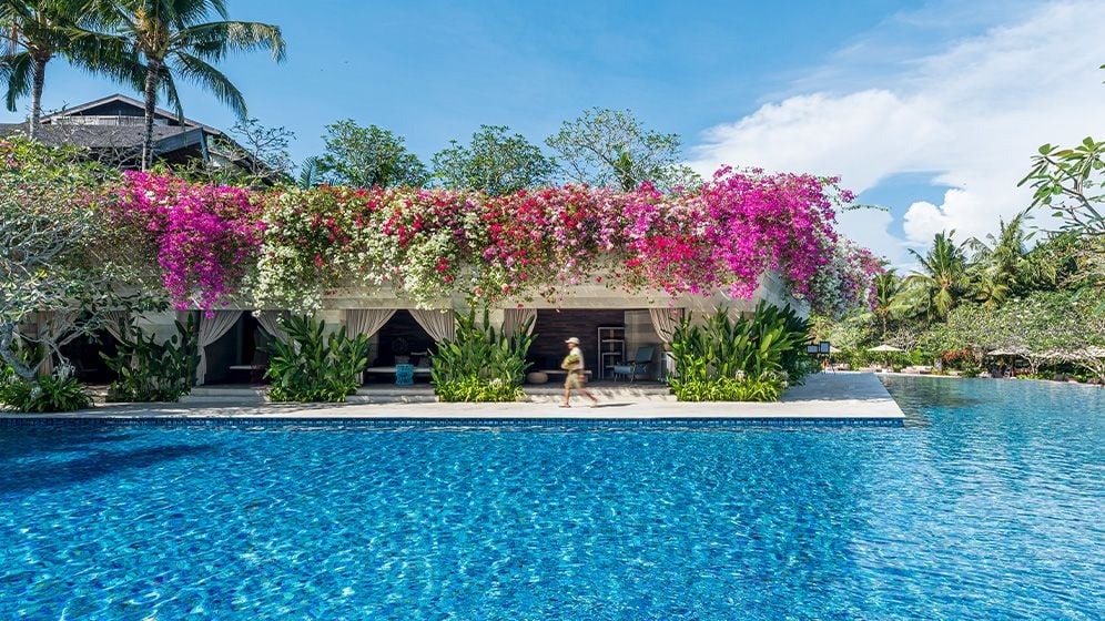 RIMBA Cabana Pool
