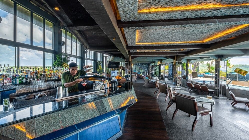 UNIQUE Rooftop Bar & Restaurant