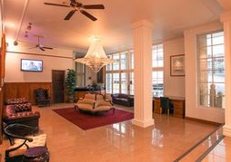 Astor Metropole Hotel