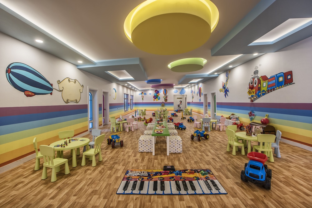 Childrens Play Area - Indoor
