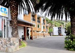 Sumner Bay Motel & Apartments