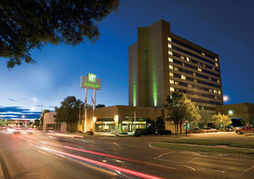 Holiday Inn Winnipeg South by IHG